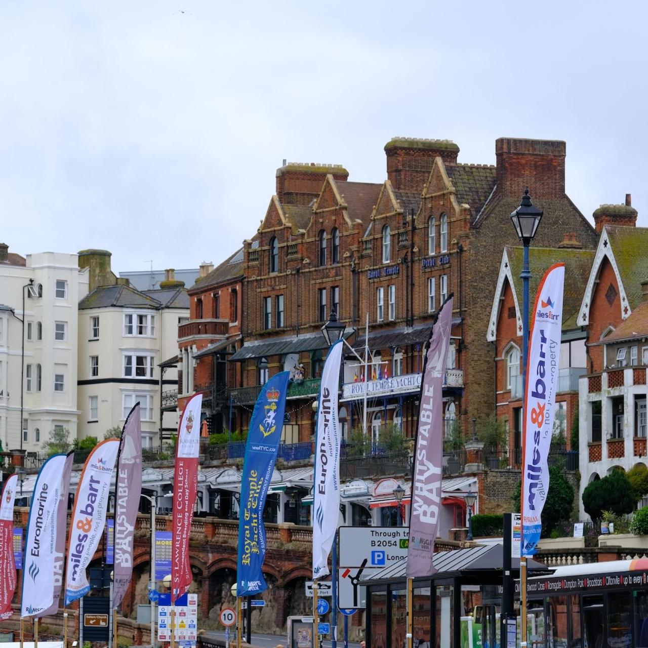 Royal Temple Yacht Club Hotell Ramsgate Exteriör bild