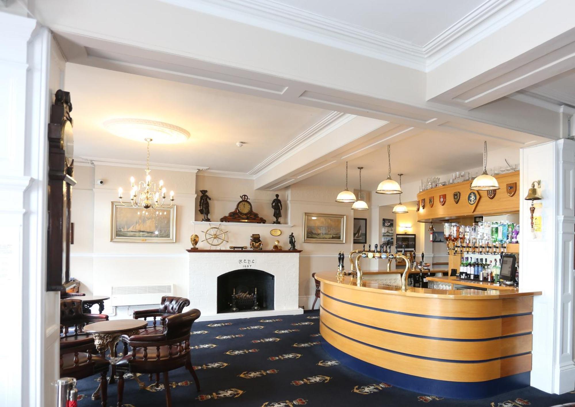 Royal Temple Yacht Club Hotell Ramsgate Exteriör bild