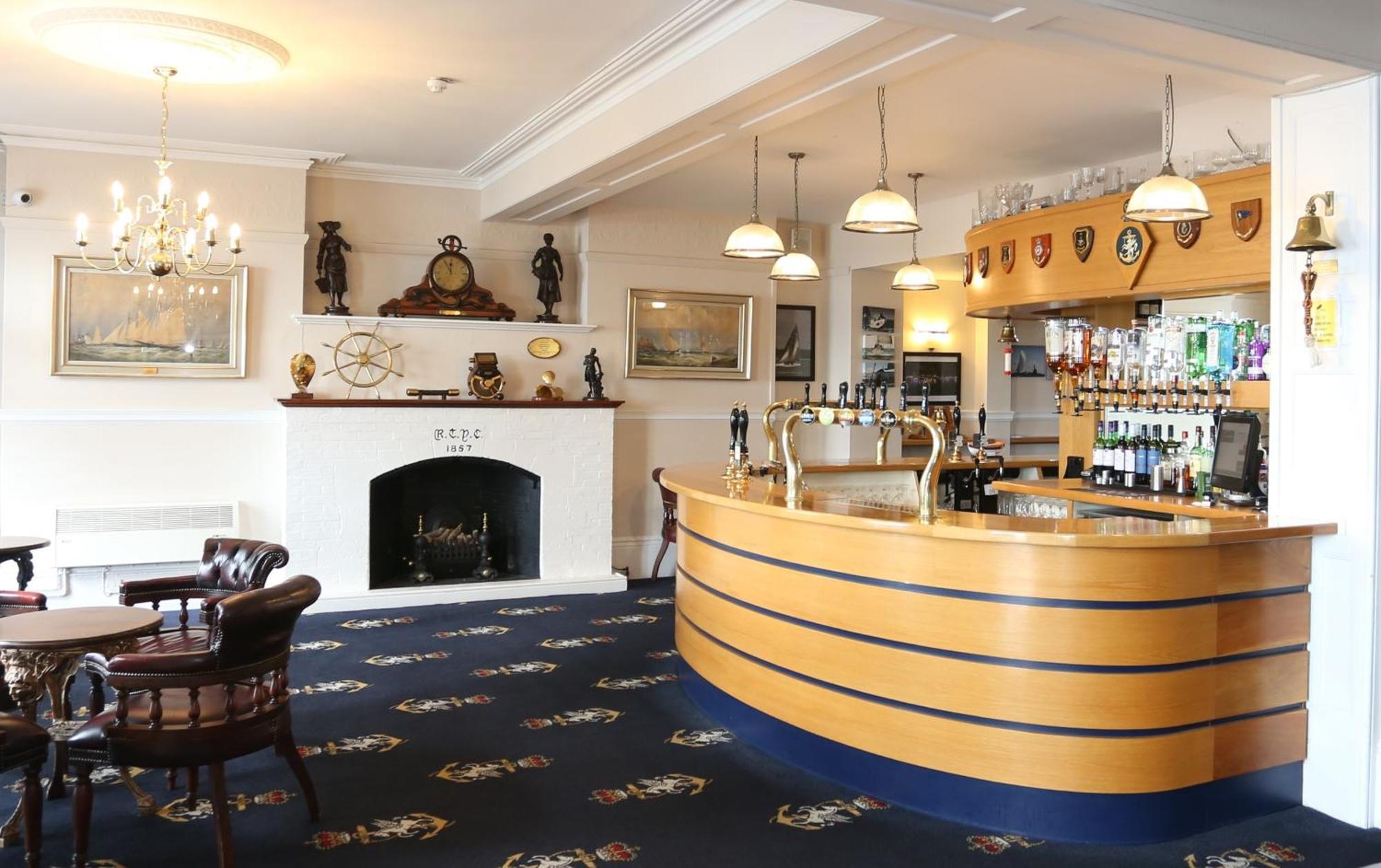 Royal Temple Yacht Club Hotell Ramsgate Exteriör bild