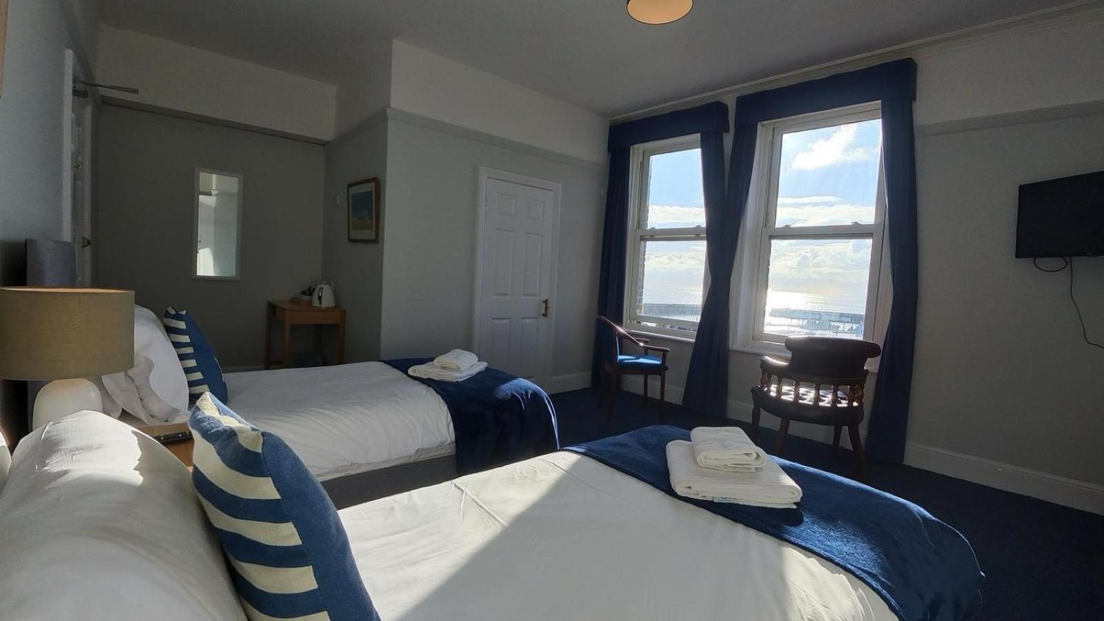 Royal Temple Yacht Club Hotell Ramsgate Exteriör bild