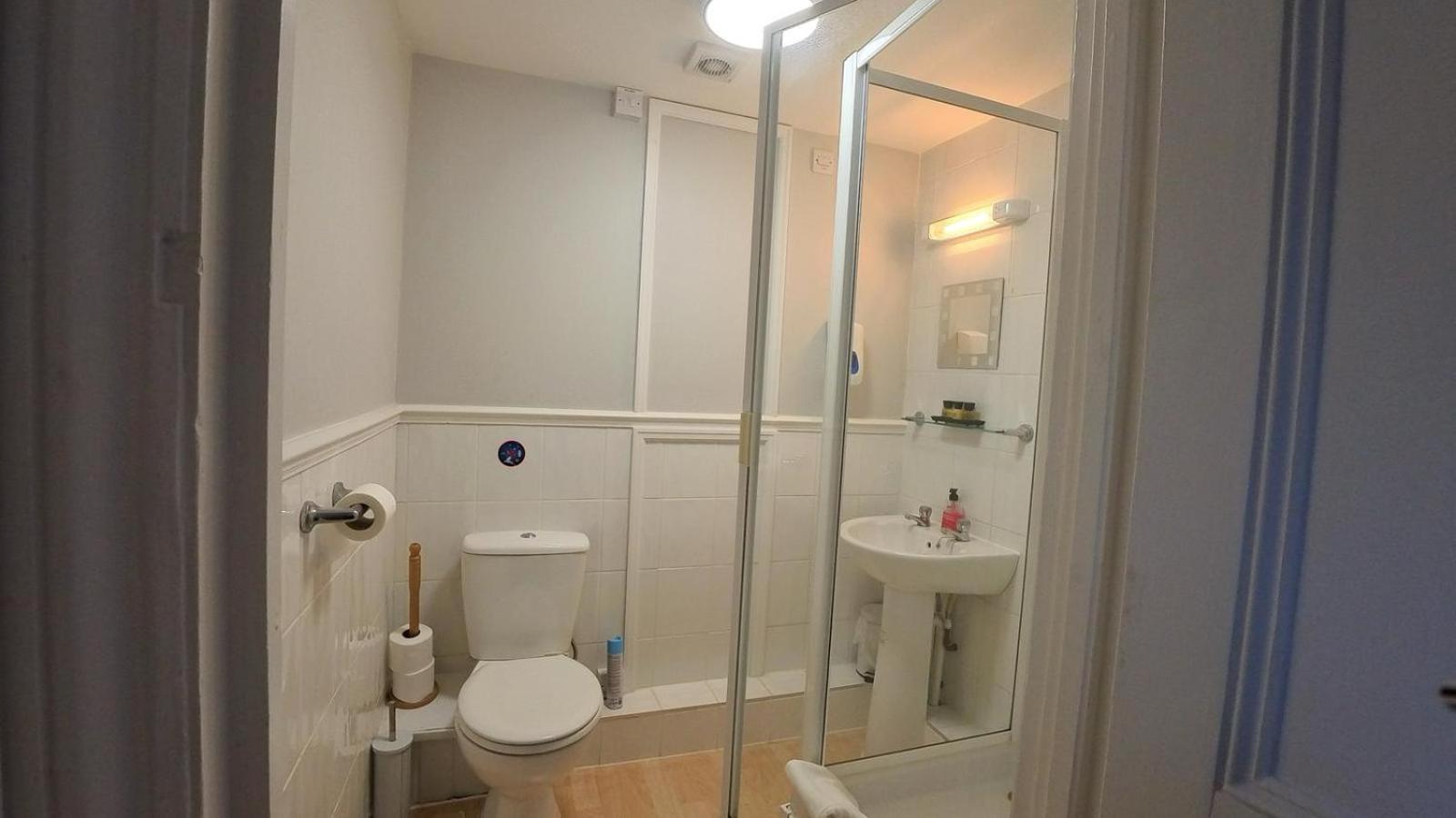 Royal Temple Yacht Club Hotell Ramsgate Exteriör bild