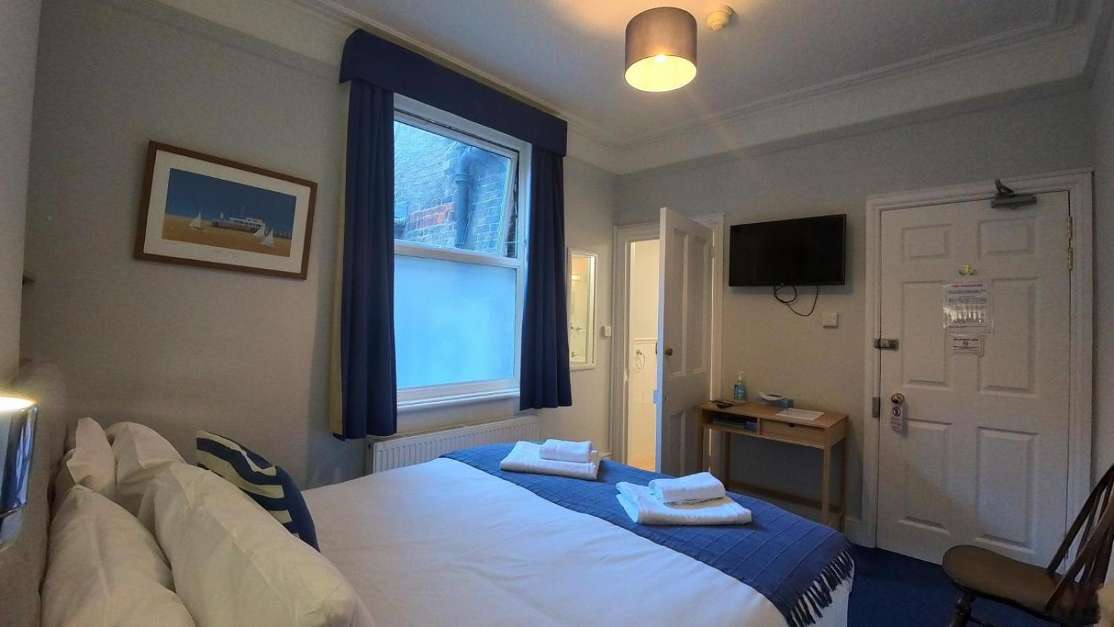Royal Temple Yacht Club Hotell Ramsgate Exteriör bild