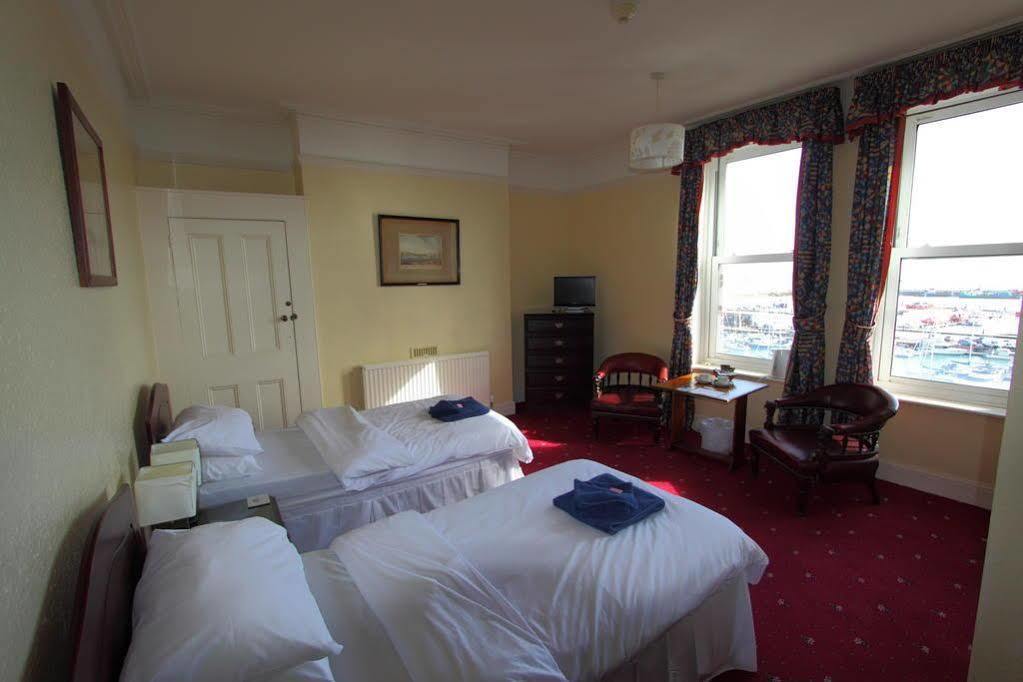 Royal Temple Yacht Club Hotell Ramsgate Exteriör bild